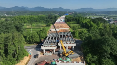 XCMG G2 generation 50 ton new energy crane helps with highway